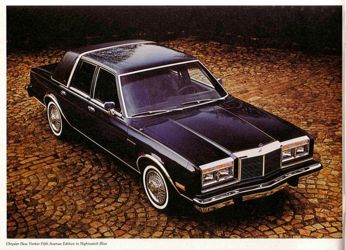 n_1982 Chrysler New Yorker (Cdn)-02.jpg